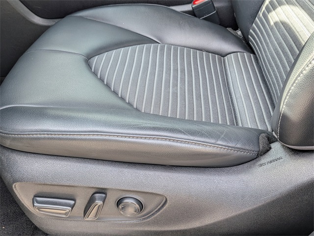 2021 Toyota Highlander XSE Black at Autostrade