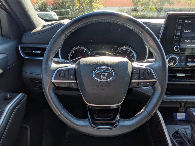 2021 Toyota Highlander XSE Black at Autostrade