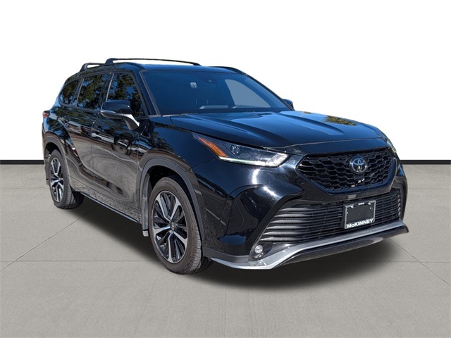 2021 Toyota Highlander XSE Black at Autostrade