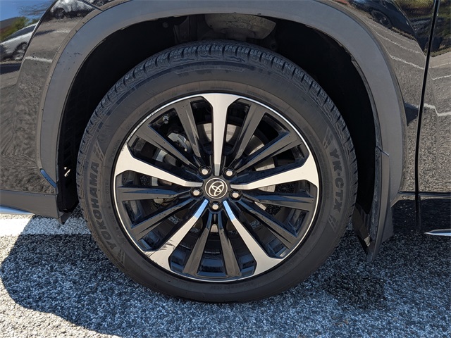 2021 Toyota Highlander XSE Black at Autostrade