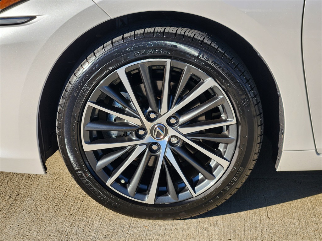 2024 Lexus ES 250 White at Westside Lexus
