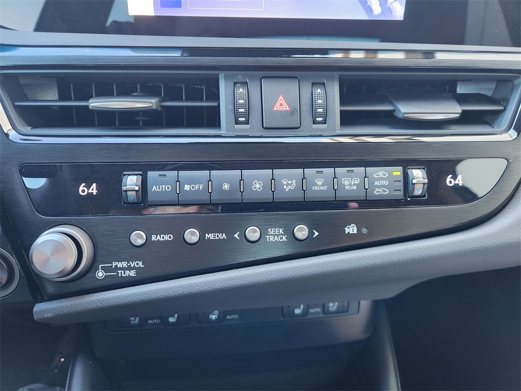 2024 Lexus ES 250 White at Westside Lexus