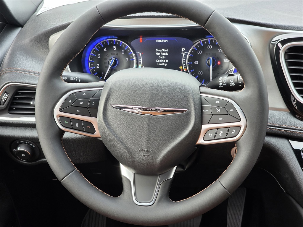 2026 Chrysler Pacifica Pinnacle White at Mac Haik CDJR North Houston