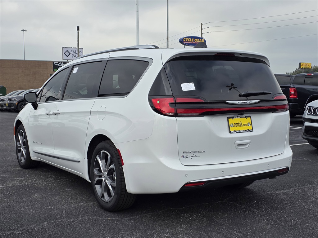 2026 Chrysler Pacifica Pinnacle White at Mac Haik CDJR North Houston