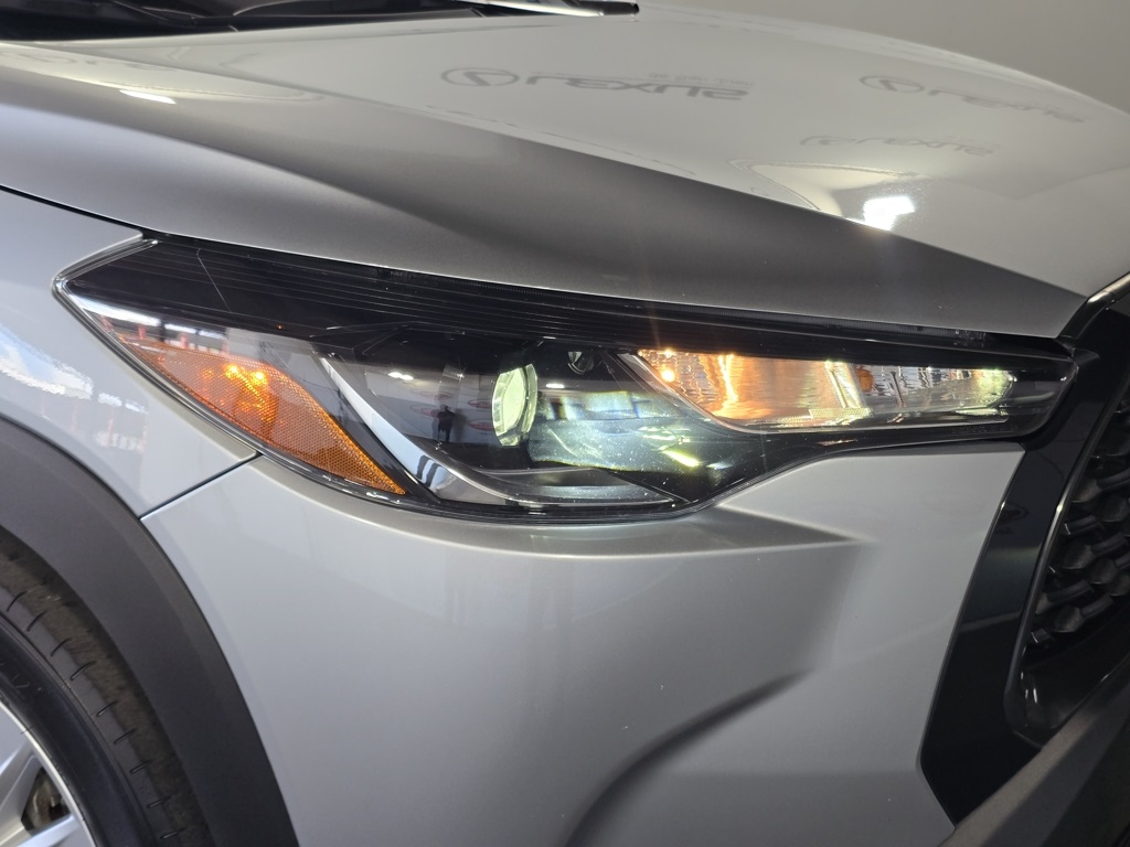 Thumbnail: 2023 Toyota Corolla Cross - 5