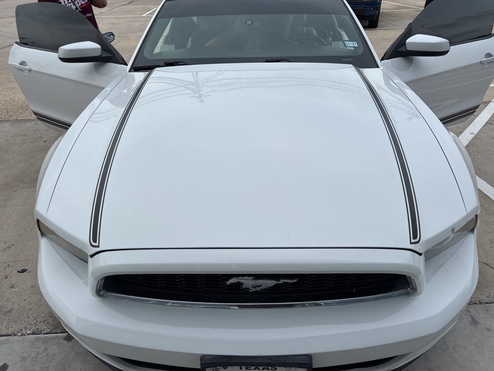 2014 Ford Mustang V6 Premium Coupe RWD