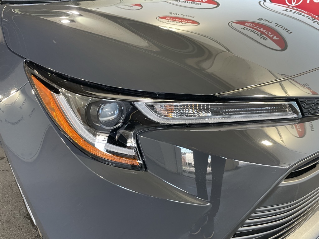 Thumbnail: 2025 Toyota Corolla - 10