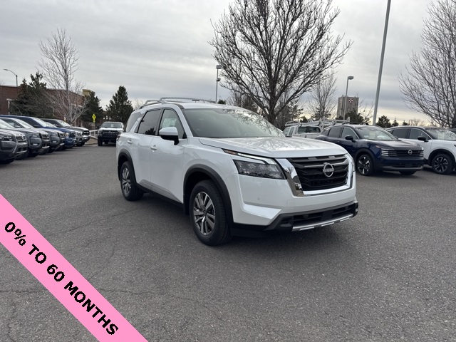 2025 Nissan Pathfinder SL