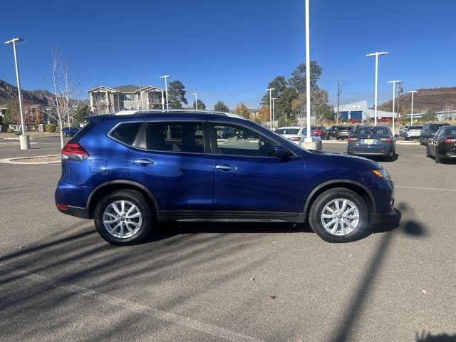 2017 Nissan Rogue SV 2017 Nissan Rogue SV