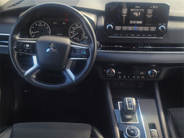 2024 Mitsubishi Outlander SE Black Edition Gray at Mac Haik CDJR North Houston