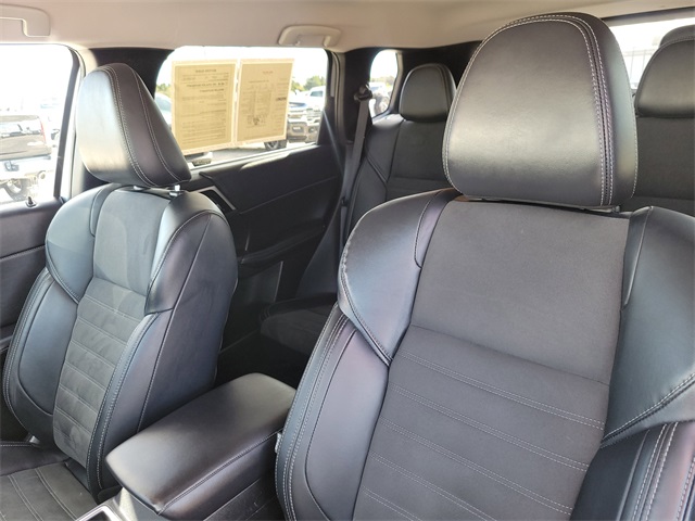 2024 Mitsubishi Outlander SE Black Edition Gray at Mac Haik CDJR North Houston