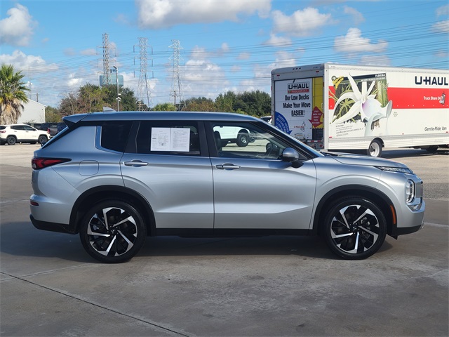 2024 Mitsubishi Outlander SE Black Edition Gray at Mac Haik CDJR North Houston