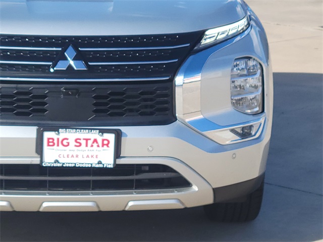 2024 Mitsubishi Outlander SE Black Edition Gray at Mac Haik CDJR North Houston