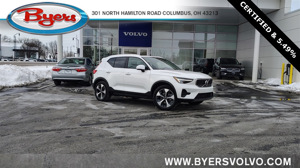 2025 Volvo XC40 B5 Core Bright Theme AWD