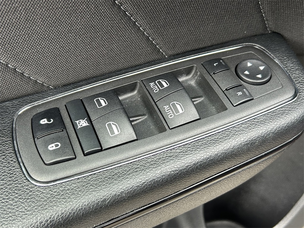 Used Car 2022 Dodge Charger  Sxt For Sale Under $25,000 In San Marcos, Texas