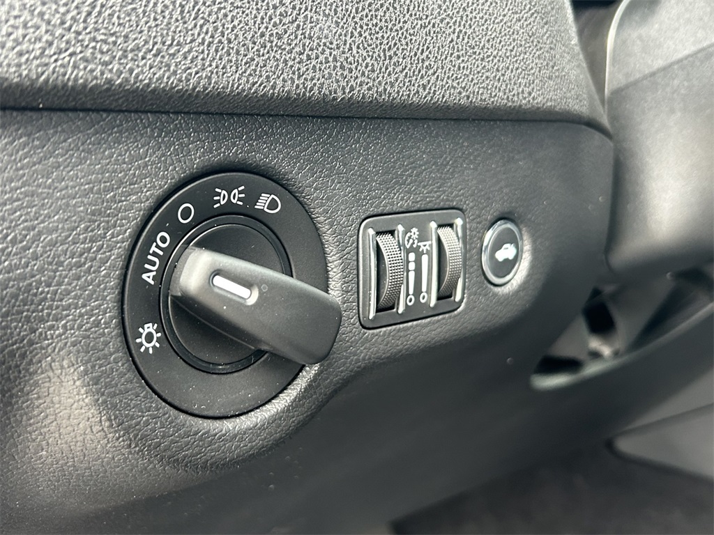 Used Car 2022 Dodge Charger  Sxt For Sale Under $25,000 In San Marcos, Texas