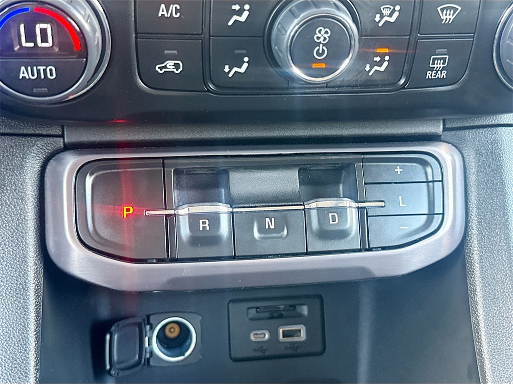 2022 GMC Acadia AT4 Black at South Houston Nissan