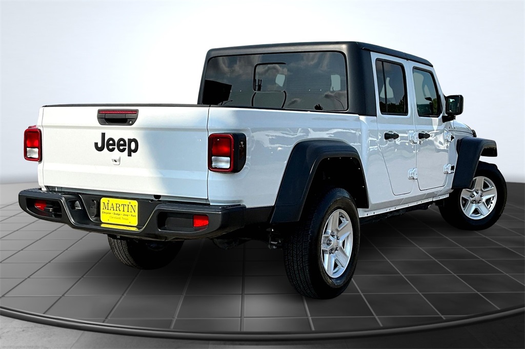 2023 Jeep Gladiator Sport White at Central Houston Nissan