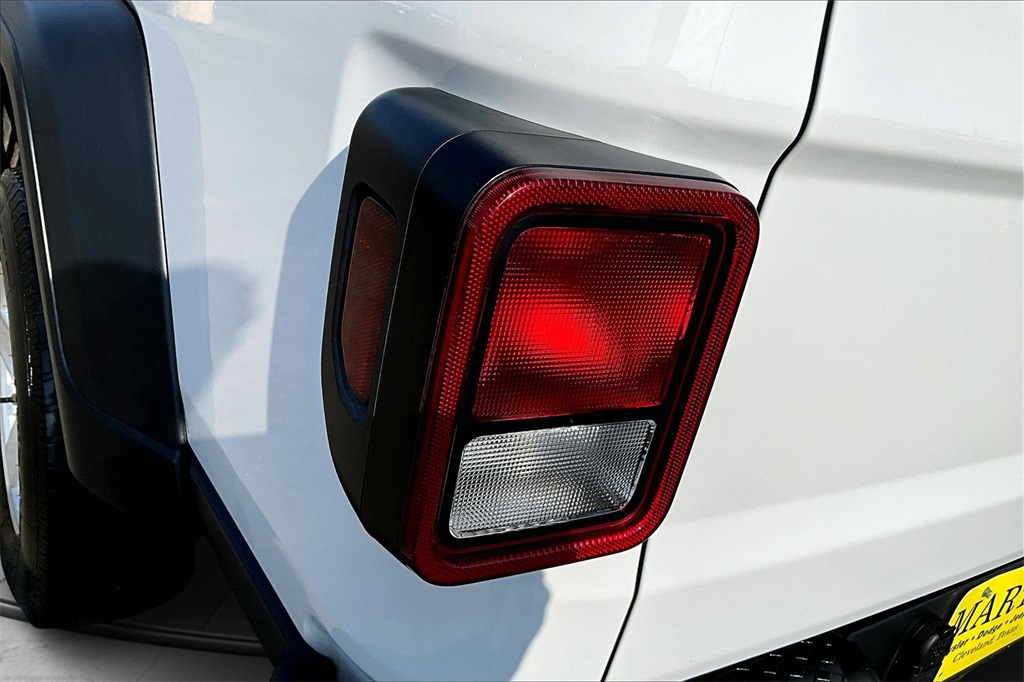 2023 Jeep Gladiator Sport White at Central Houston Nissan