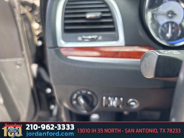 Used Car 2012 Chrysler 300  Base For Sale Under $10,000 In San Antonio, Texas