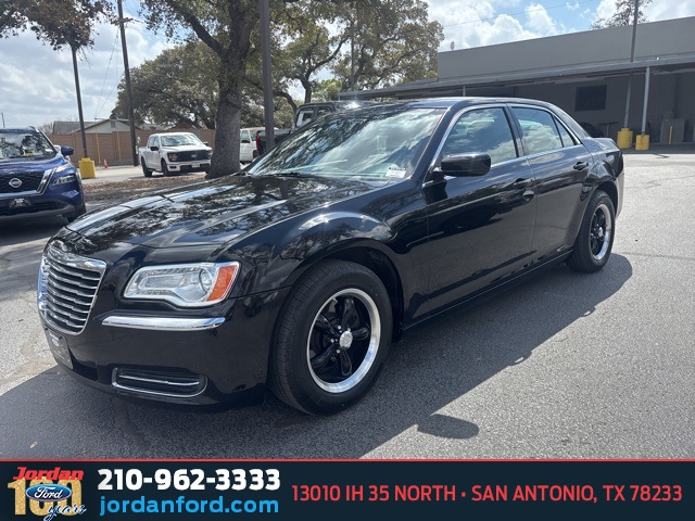 Used Car 2012 Chrysler 300  Base For Sale Under $10,000 In San Antonio, Texas