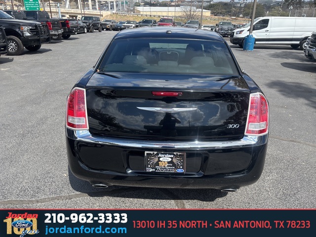 Used Car 2012 Chrysler 300  Base For Sale Under $10,000 In San Antonio, Texas