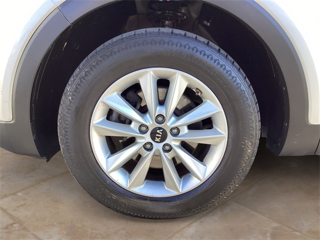 Used Car 2019 Kia Sorento  Lx For Sale Under $15,000 In San Antonio, Texas