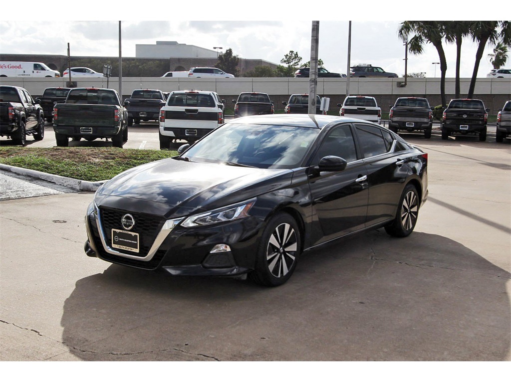2022 Nissan Altima 2.5 SV - 1