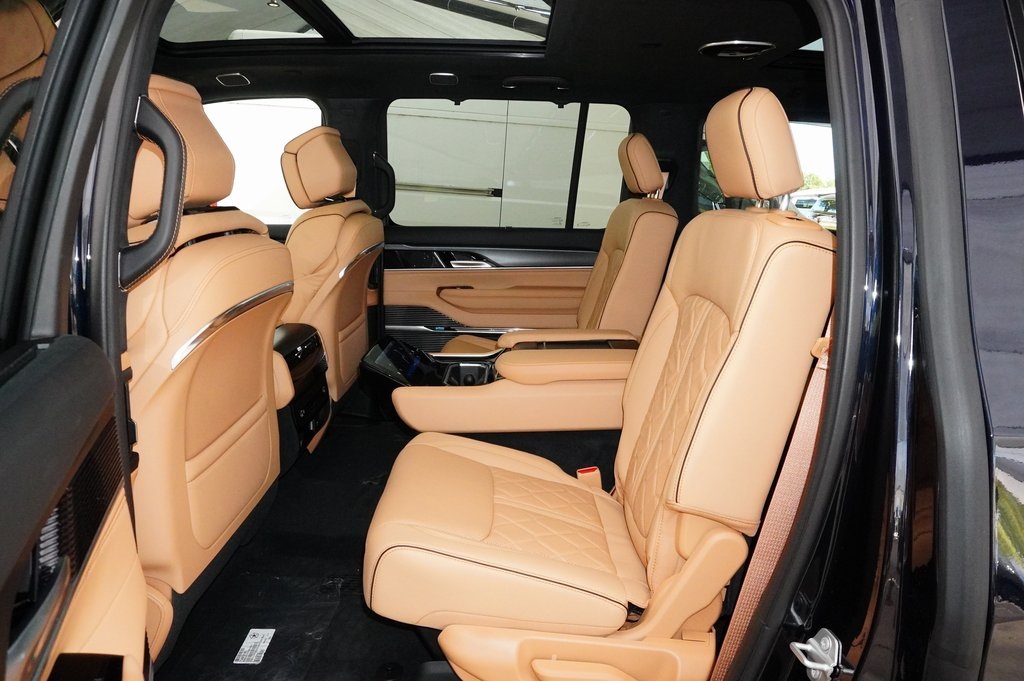 New Car 2025 Jeep Grand Wagoneer  Series Iii For Sale Under $110,000 In Weatherford, Texas