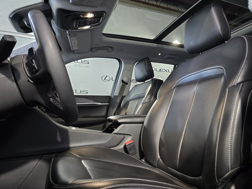 Thumbnail: 2023 Jeep Grand Cherokee - 15