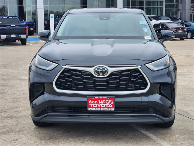 2023 Toyota Highlander L Black at Baytown Hyundai