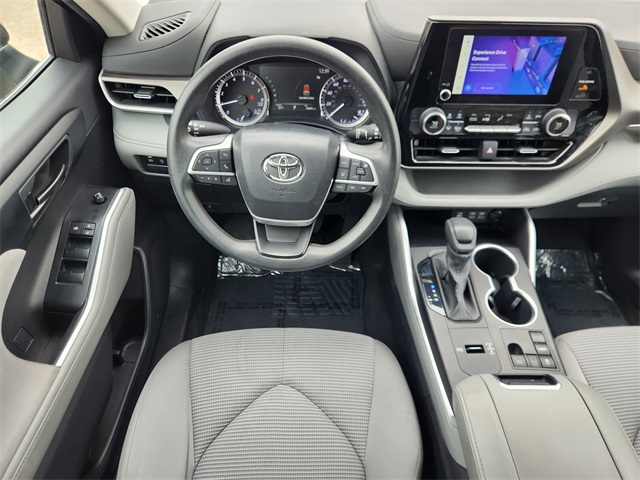 2023 Toyota Highlander L Black at Baytown Hyundai