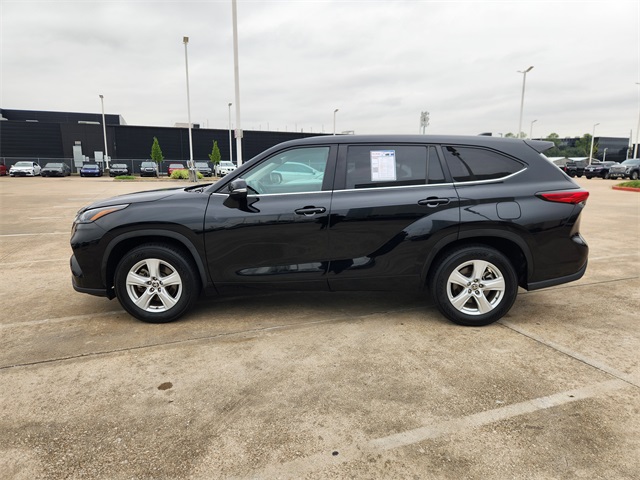 2023 Toyota Highlander L Black at Baytown Hyundai