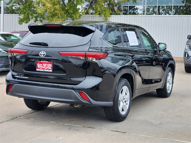 2023 Toyota Highlander L Black at Baytown Hyundai