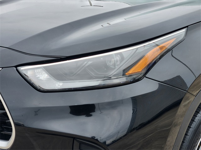2023 Toyota Highlander L Black at Baytown Hyundai