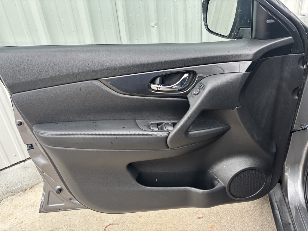 Used Car 2017 Nissan Rogue  Sv For Sale In Austin, Texas