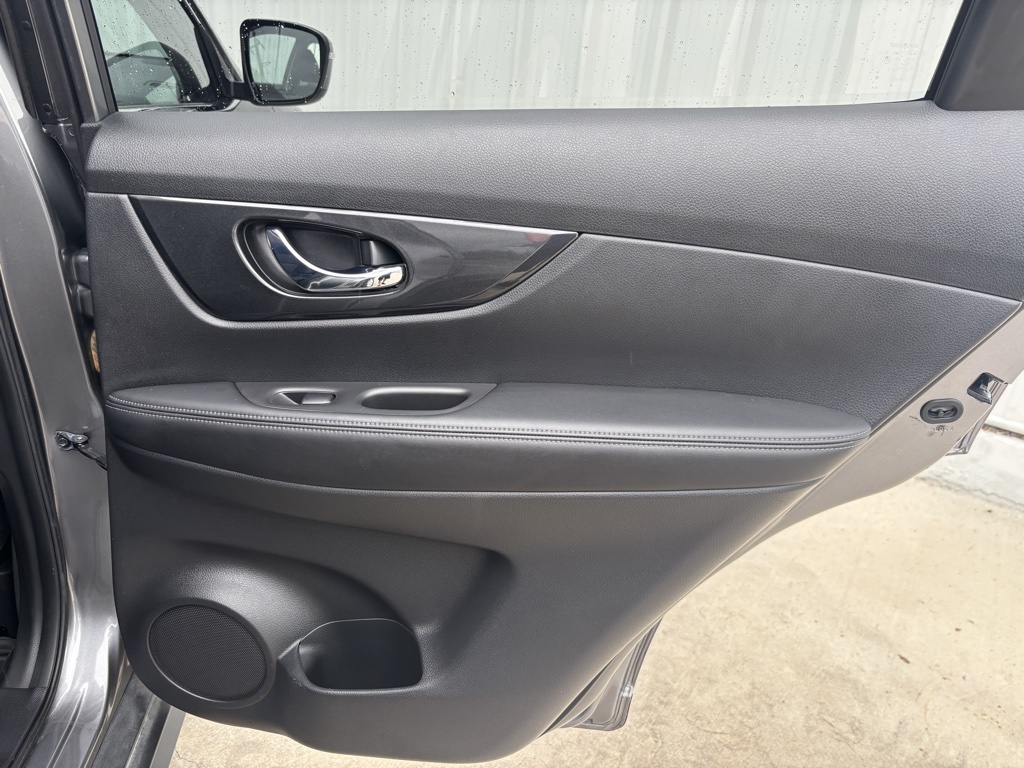 Used Car 2017 Nissan Rogue  Sv For Sale In Austin, Texas