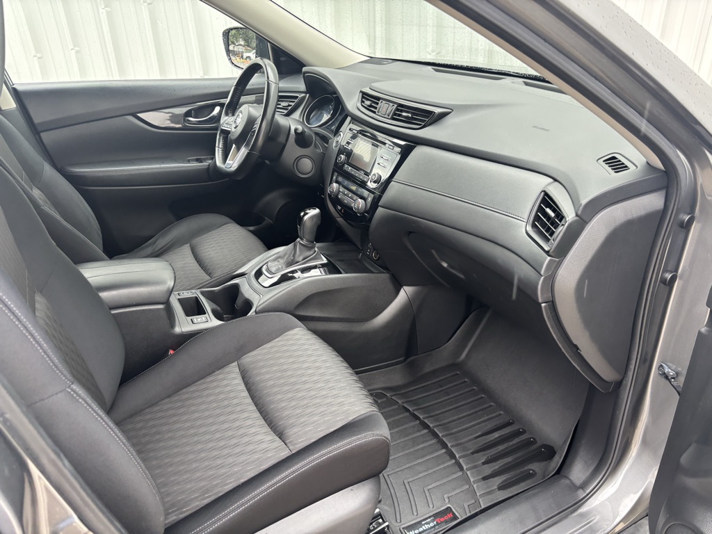 Used Car 2017 Nissan Rogue  Sv For Sale In Austin, Texas