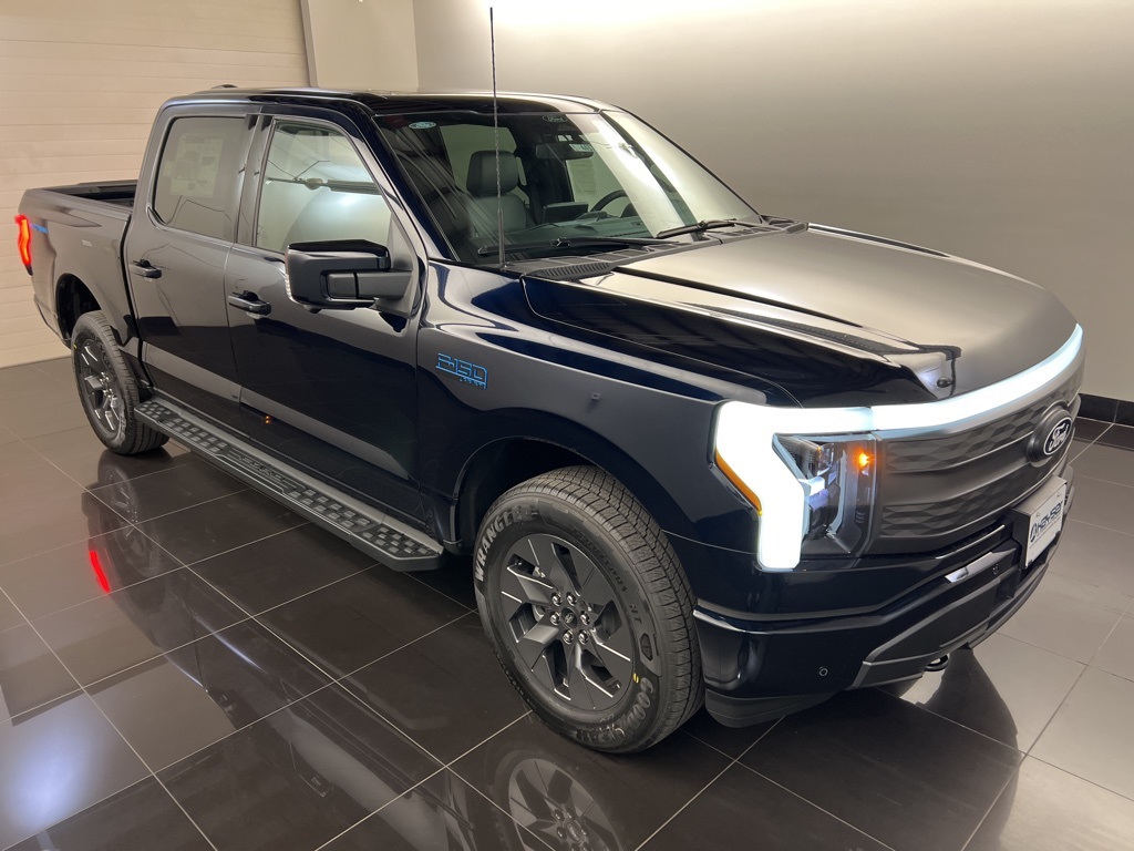 2025 Ford F-150 Lightning Lariat