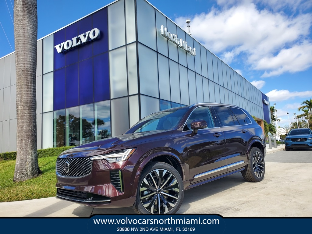 2026 Volvo XC90 B5 Plus