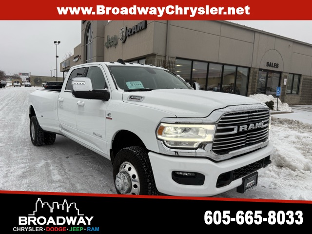 2024 RAM 3500 Laramie Crew Cab LB DRW 4WD