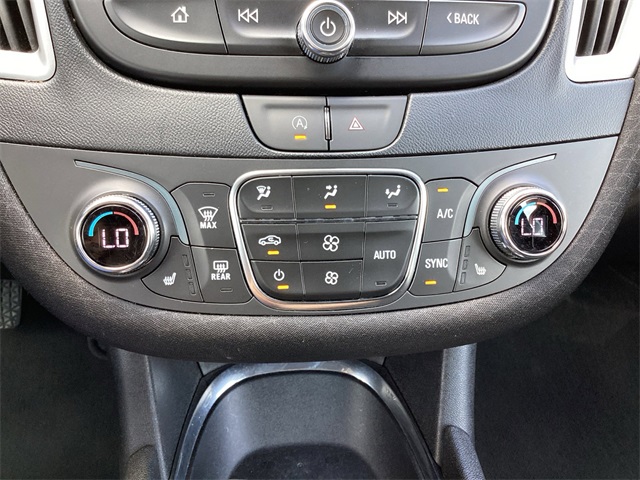 Used Car 2023 Chevrolet Malibu  Lt For Sale Under $20,000 In San Antonio, Texas