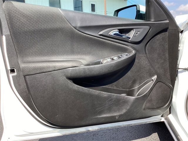 Used Car 2023 Chevrolet Malibu  Lt For Sale Under $20,000 In San Antonio, Texas