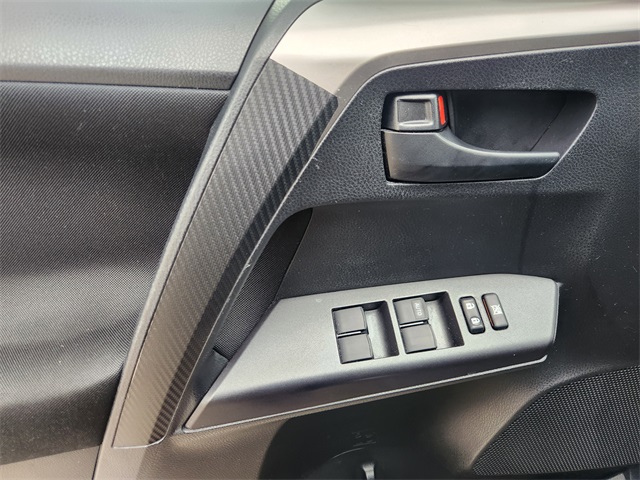 2018 Toyota RAV4 LE Silver at Emmons Autoplex