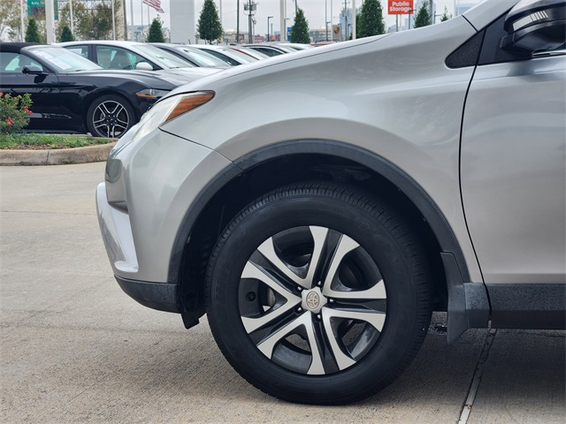 2018 Toyota RAV4 LE Silver at Emmons Autoplex