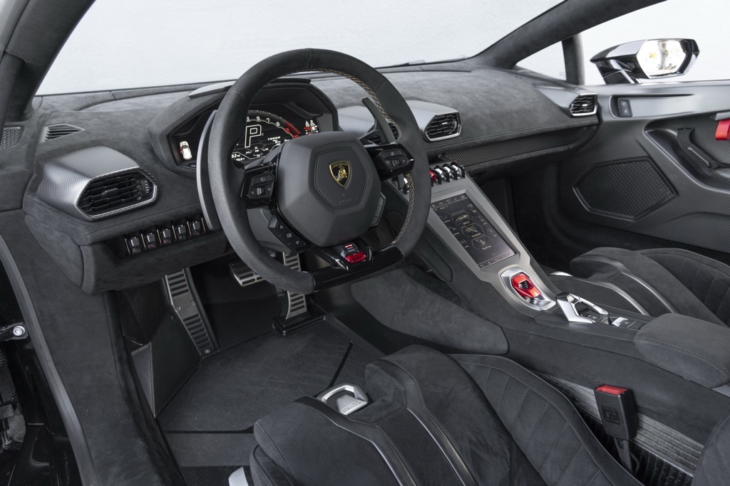 2022 Lamborghini Huracan STO - Thumbnail 2