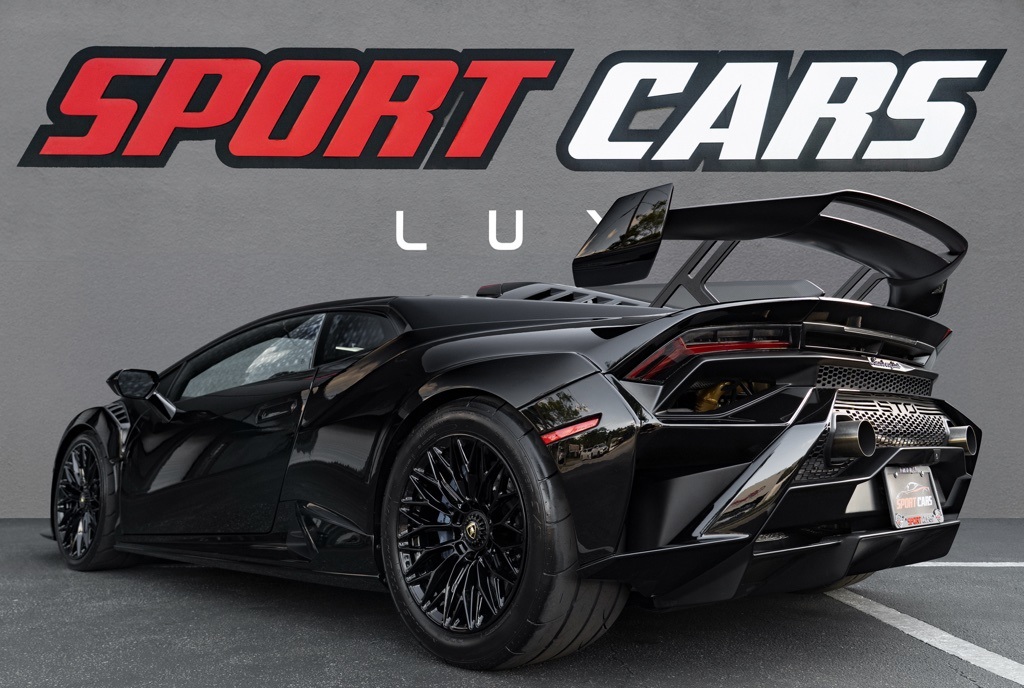 2022 Lamborghini Huracan STO - Thumbnail 9