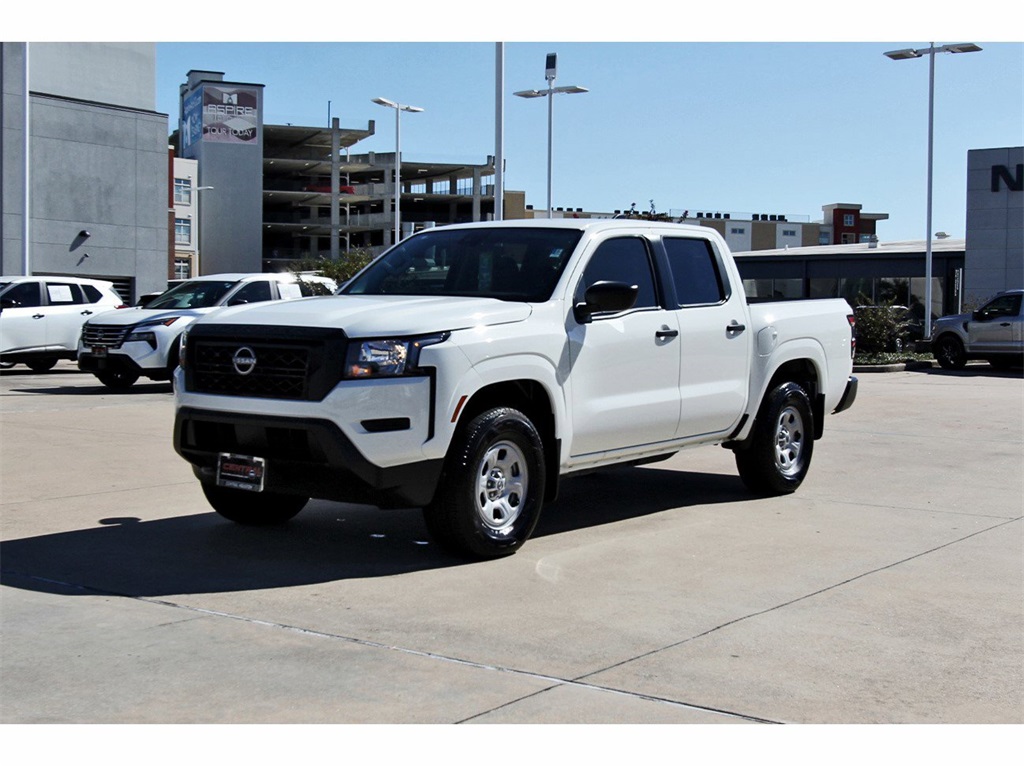 2024 Nissan Frontier S White at Community Honda