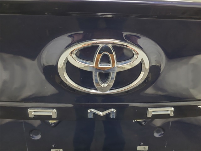 2021 – Toyota – Camry