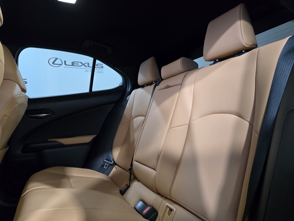 Thumbnail: 2025 Lexus UX - 27